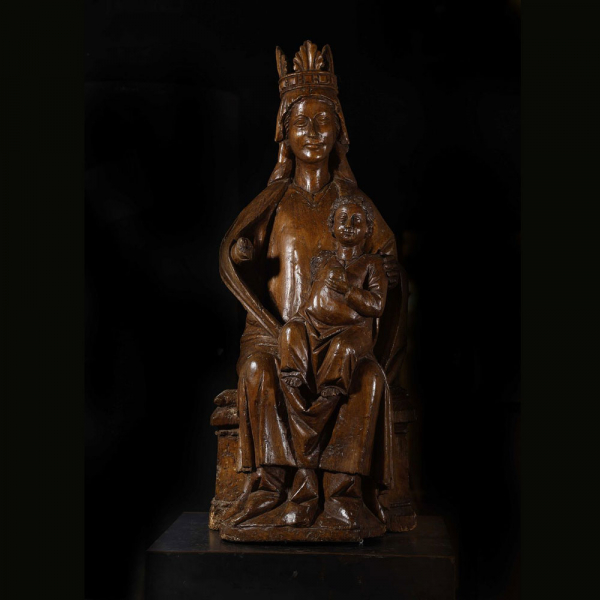 Monumental "Virgen Sedes Sapientae" Hispano Flamenca G&oacute;tica del siglo XIII - XIV en madera natural en su color.