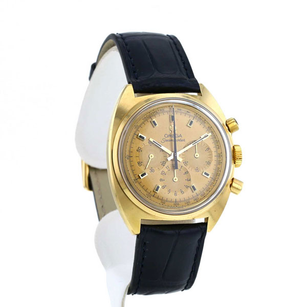 Reloj cronógrafo vintage, cab. suizo, OMEGA Seamaster, en sólida caja original de oro amarillo 18 K, 17 rubíes.