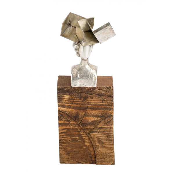 Manolo Valdés (1942).  "Regina (c. 2007)". Escultura realizada en plata Ley 925.