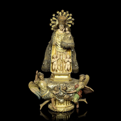 Escultura de cerámica policromada &quot;Virgen de los Desamparados&quot;, s. XIX. 