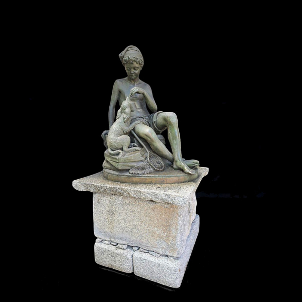 Escuela francesa del siglo XIX - El niño cazador, Firmado E.Martin, siglo XIX.   Bronce con patina verde.