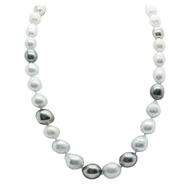 Collar de perlas cultivadas barrocas Australianas y Tahití en degradé de 14-12 mm.