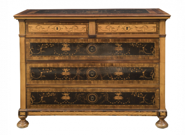 Cómoda Carlos IV blasonada de madera de palosanto, limoncillo y maderas frutales.  Trabajo mallorquín, finales del S. XVIII. 