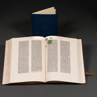 Facsímil Biblia de Gutenberg. Editado por Vicent García Editores. Ejemplar 354/690