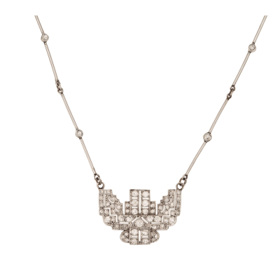 Gargantilla Art Deco en platino y oro con centro, cadena y cierre de diamantes tallas brillante antigua, 8/8 y rosa. c.1930.
