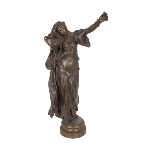 Antonin Merci&eacute; (Toulouse, Francia, 1845-Par&iacute;s, Francia, 1916).  L&rsquo;Alm&eacute;e o la danza del vientre seg&uacute;n Jean-L&eacute;on G&eacute;r&ocirc;me. Escultura en bronce patinado.