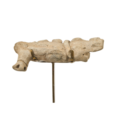 Fragmento de escultura en terracota con representación de cocodrilo. Cultura Tumaco – La Tolita, actual Ecuador y Colombia, 500 a.C.-500 d.C.