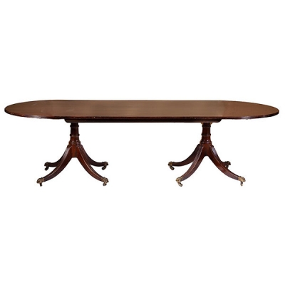 Mesa de comedor de caoba estilo ingl&eacute;s