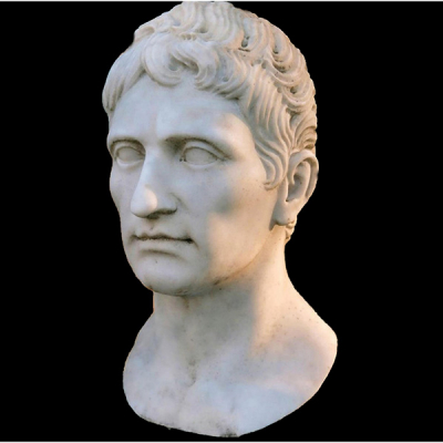 Importante Busto del Emperador Julio César en Mármol, trabajo italiano de la primera mitad del siglo XX.