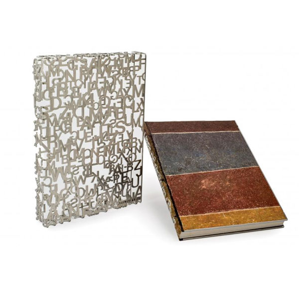 Libre de Meravelles (estuche escultura de Plensa). 