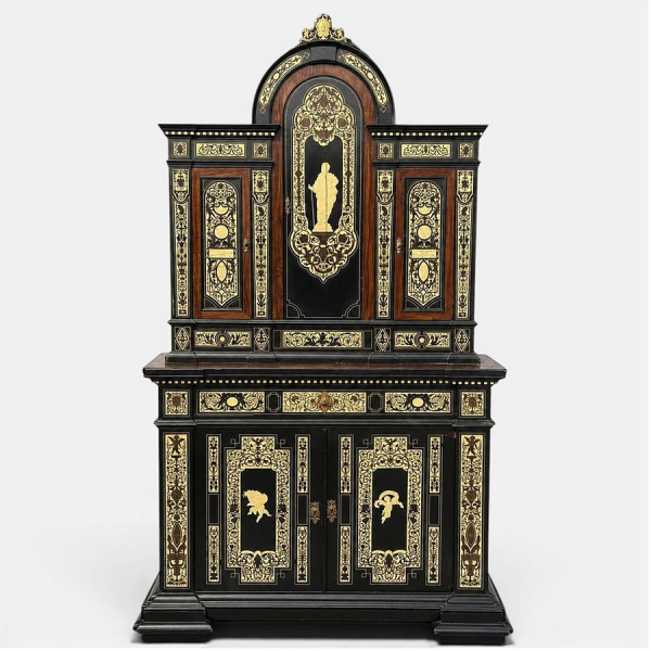 Gabinete de dos cuerpos con marqueter&iacute;a de hueso, atribuido a Ferdinando Pogliani. Escuela italiana. Siglo XIX