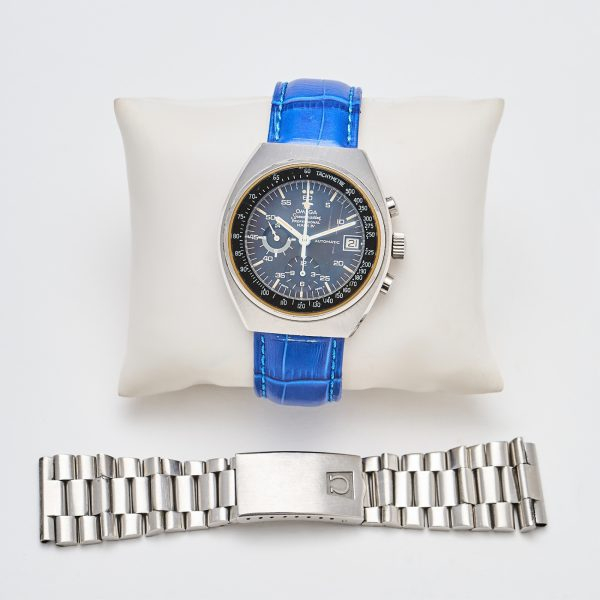 OMEGA &laquo;Speedmaster Profesional Mark IV&raquo; Reloj cron&oacute;grafo de pulsera para caballero, c. 1977.  