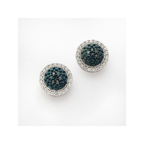 Pendientes en oro blanco con cuajado central y orla de diamantes talla brillante y azul 