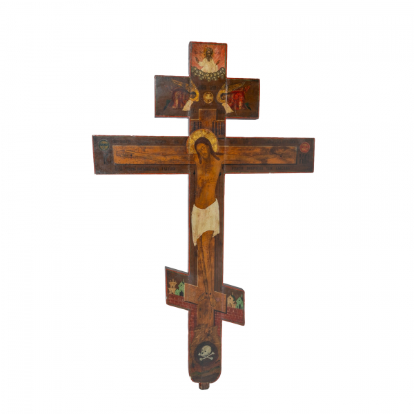 Gran cruz ortodoxa en madera pintada al temple con respresentación de Cristo, Pantocrátor y Arcángeles, s.XVIII.