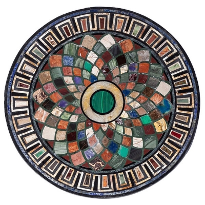 Tapa circular de m&aacute;rmol negro y piedras duras estilo Neocl&aacute;sico