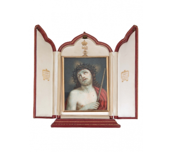 Altar portatil de CARTIER c.1910 con miniatura sobre marfil que reproduce Cristo coronado de espinas de Guido Reni. 