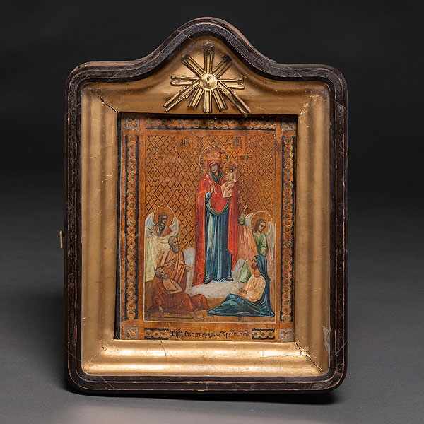 "Virgen con Niño y Ángeles" Icono Ruso del pintado al temple siglo XIX