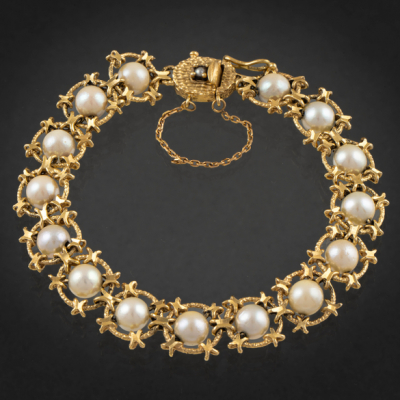 Bonita pulsera de perlas cultivadas montada en oro amarillo de 18 kt
