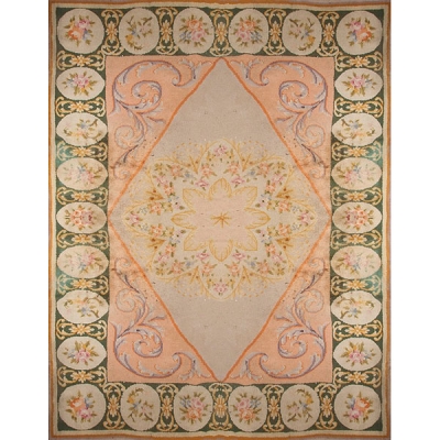 Alfombra de nudo turco con decoración estilo Carlos IV.