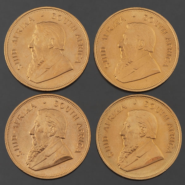 Conjunto de cuatro monedas Krugerrand en oro amarillo de 22 kt.