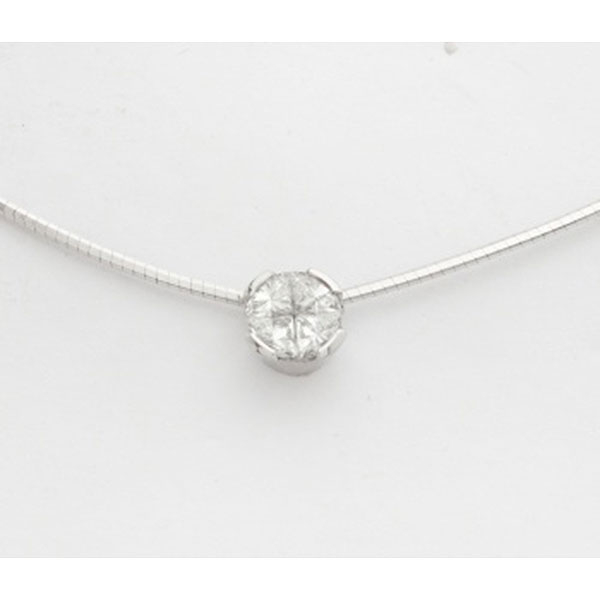 Cadena semirígida y colgante en oro blanco con diamantes talla pricensa