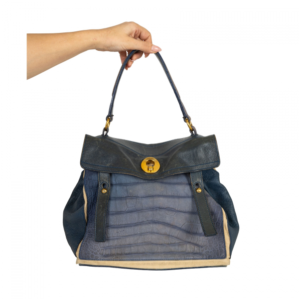 YVES SAINT LAURENT. Bolso modelo «Muse Two» en piel  