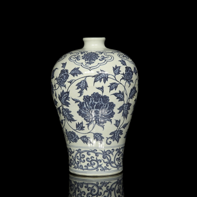 Jarr&oacute;n meiping "Crisantemos y lotos", dinast&iacute;a Ming.