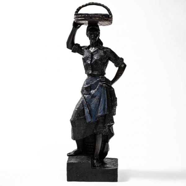 "Sardinera de Santurce".  JOAQUIN LUCARINI (&Aacute;lava, 1905-1969). Escultura en bronce con patina negra. 1964. 