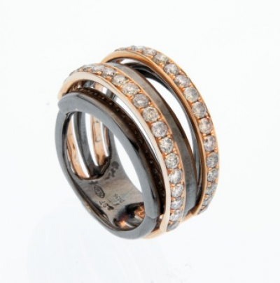 Sortija en oro rodinado en negro y oro rosa con 2 filas de diamantes talla brillante