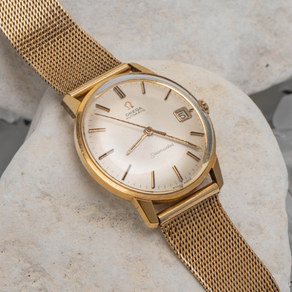 Omega, Reloj vintage automático en oro amarillo de 18kt.