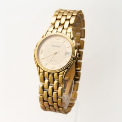 BULOVA. Reloj de pulsera unisex en oro. Armis estilo &laquo;Panther&raquo; de Cartier 