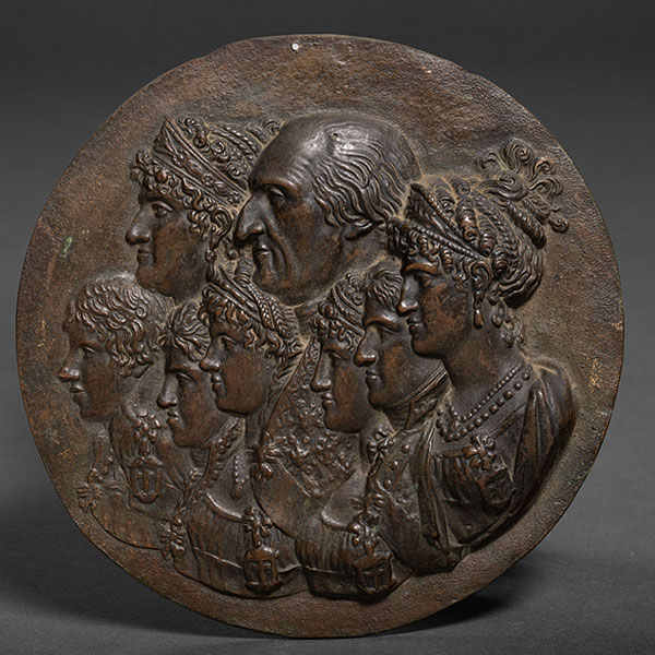"Carlos IV y su familia" Medallón en bronce de la familia Real de Carlos IV de perfil" Escuela Española o Francesa del siglo XIX.