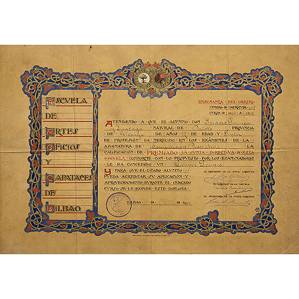 "Diploma del primer premio otorgado a Isidoro Guinea de la Escuela de Artes y capataces de Bilbao, otorgado en la asignatura de Exposición decorativa del año 1911"
