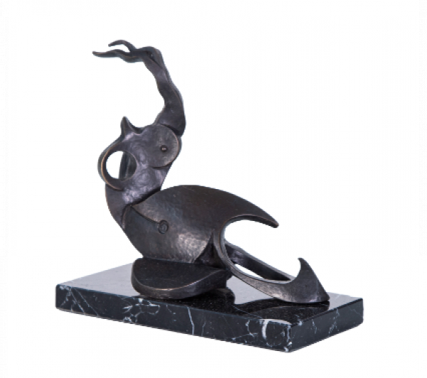 PABLO GARGALLO (Maella, Zaragoza, 1881-Reus, Tarragona, 1934)  Petite bacchante sans feuille.   Bronce. 