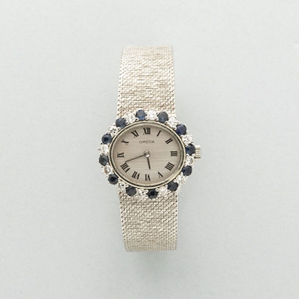 Reloj de señora marca Omega en oro blanco y diamantes