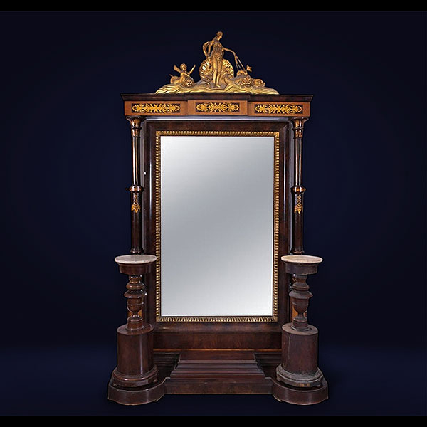 Espejo Regency Maria Cristina del siglo XIX con bases, Espa&ntilde;a, d&eacute;cada de 1840.