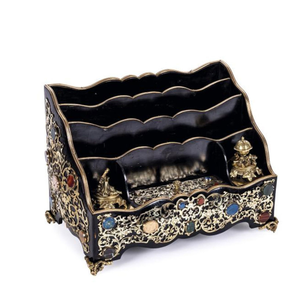 Exquisita escriban&iacute;a Napole&oacute;n III C. 1880.  