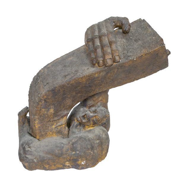 Jesús Lizaso (Baracaldo, Vizcaya, 1961).  Dietore.  Escultura en arcilla refractaria. Firmada y fechada en el 2000.