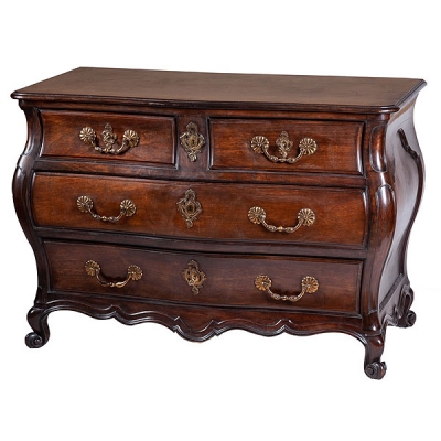 C&oacute;moda de caoba estilo franc&eacute;s