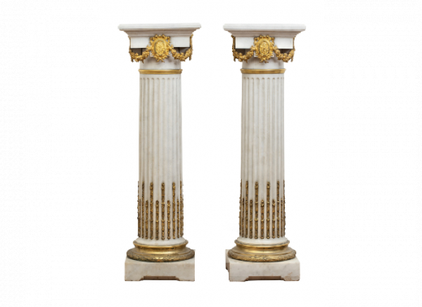 Graux-Marly, fundidor. 8. R. du Parc Royal, Paris.  Pareja de columnas de mármol y bronce aplicado Francia, tercer cuarto del S. XIX.