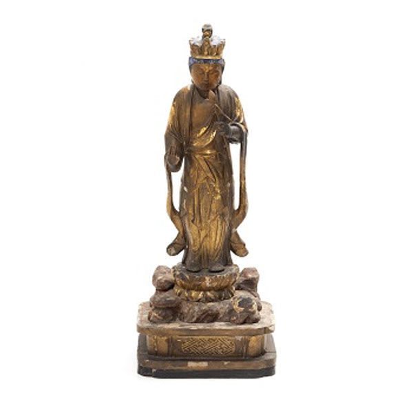 Figura oriental y base en madera tallada y policromada representando Dios.