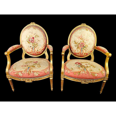 Importantes sillas francesas del siglo XVIII firmadas por Claude Chevigny, circa 1775-80.
