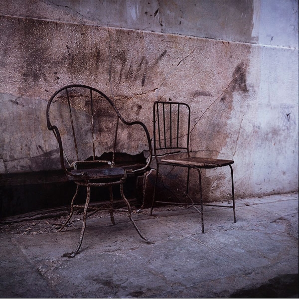 Miguel R&iacute;o Branco (Las Palmas de Gran Canaria, 1946) "Sillas"