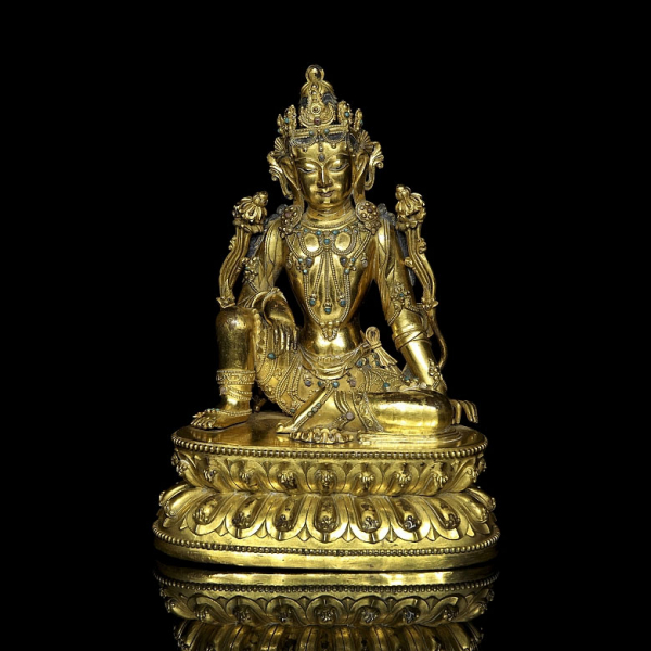 Excepcional figura de bronce dorado "Bodhisattva Tara", dinastía Ming, con marca Yongle. 