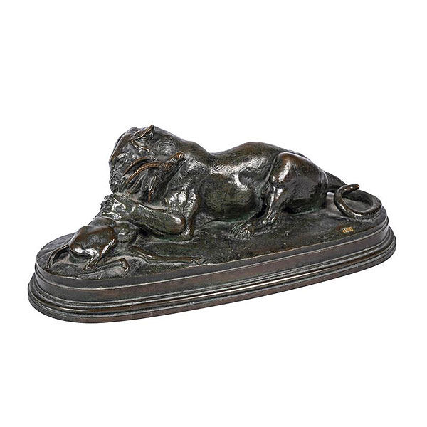 Antoine Louis Barye.  (1795 - 1875)   &quot;Tigre y gacela&quot;. Escultura realizada en bronce. Firmada 