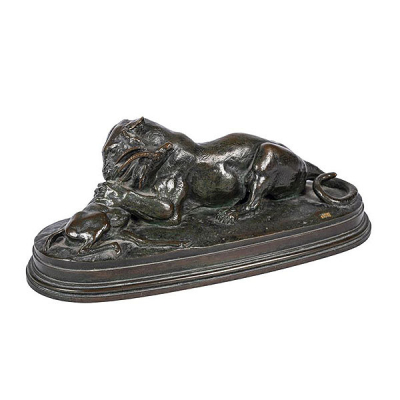Antoine Louis Barye.  (1795 - 1875)   &quot;Tigre y gacela&quot;. Escultura realizada en bronce. Firmada 