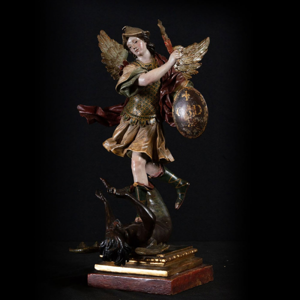 Importante "Arcángel San Miguel sometiendo al Demonio", Escuela Colonial de Quito del siglo XVIII. 