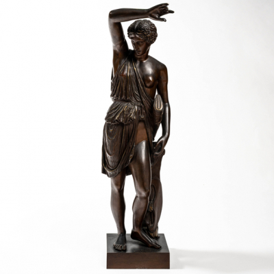 "Amazona" Escultura en bronce Grand Tour del siglo XIX.