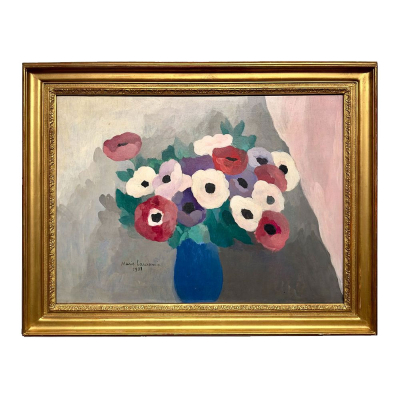 MARIE LAURENCIN (Par&iacute;s, 1883 &ndash; Par&iacute;s, 1956) "An&eacute;monas en un jarr&oacute;n azul" (1933).    &Oacute;leo sobre lienzo