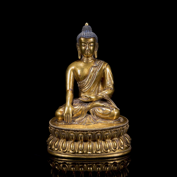 Buda de bronce dorado "Sakyamuni en meditaci&oacute;n", dinast&iacute;a Ming. 